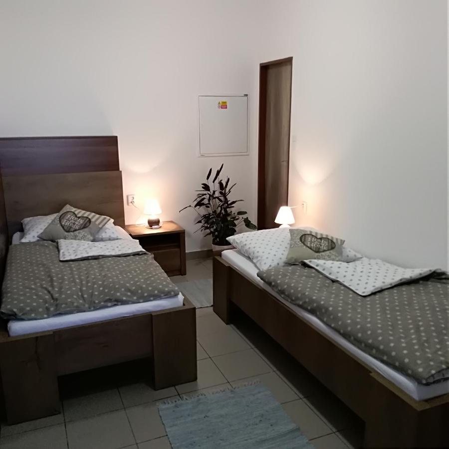 Apartmán U Sudu Kobylí Exterior foto